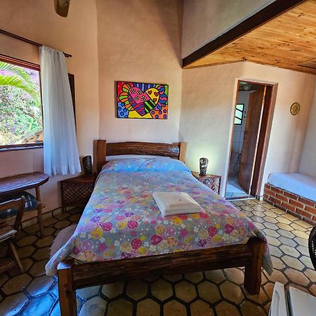 Pousada E Hostel Pe No Mato Вале до Капао Екстериор снимка