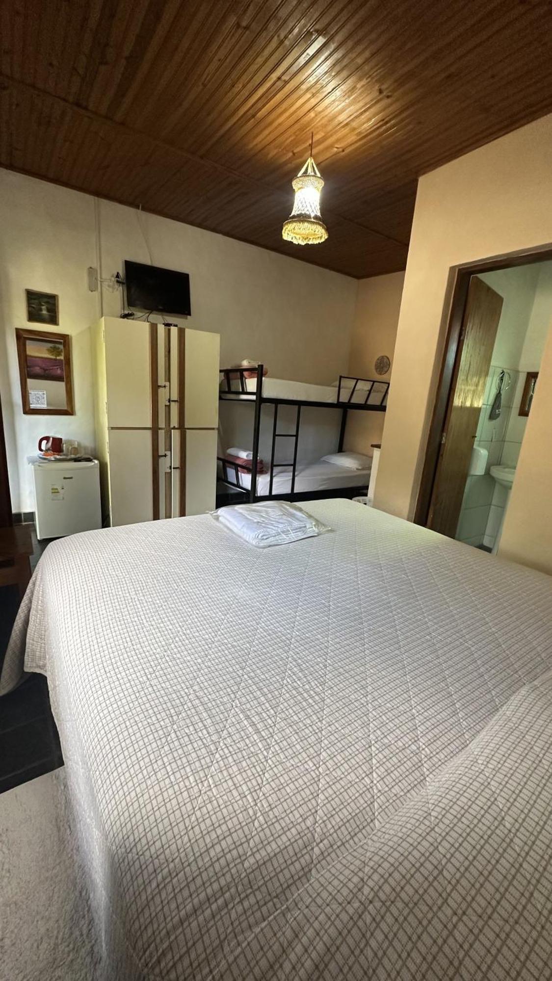 Pousada E Hostel Pe No Mato Вале до Капао Екстериор снимка